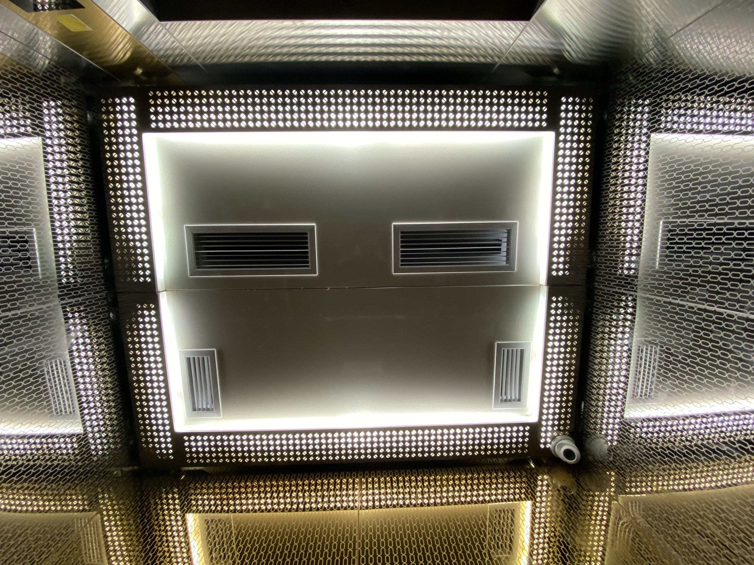 Quạt thông gió cabin